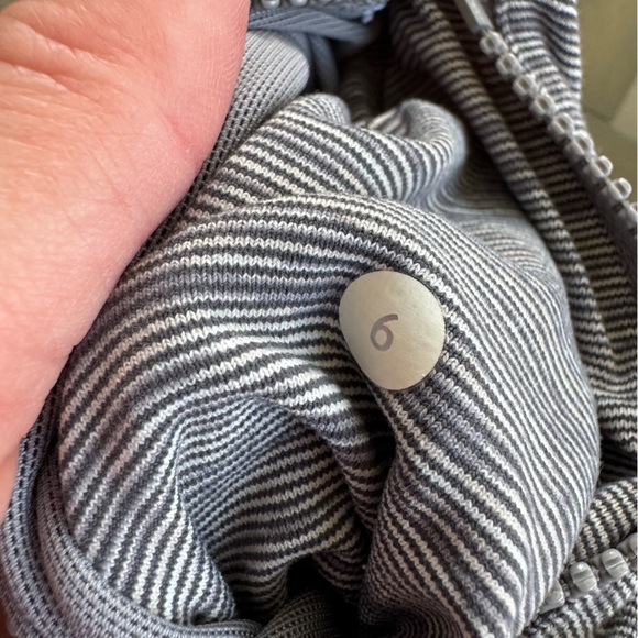 Lululemon 🍋 Define Blue Stripe Jacket - Picture 9 of 10
